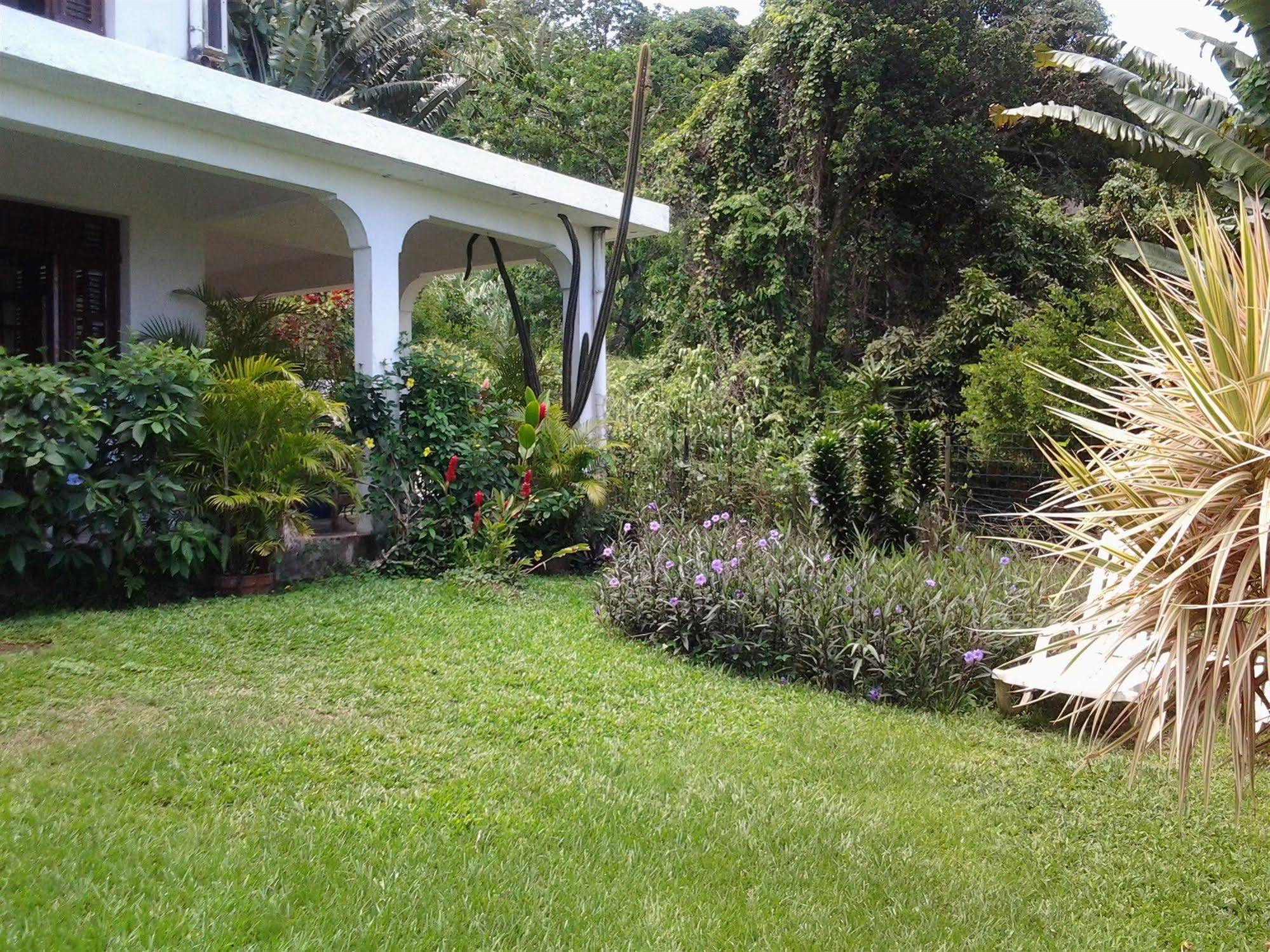 Villa Galerie Les Anses-d'Arlet Exterior foto